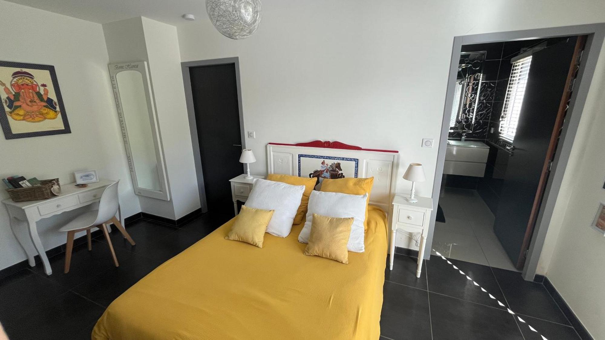 Domaine Georges V Bed & Breakfast Saint-Junien Exterior photo